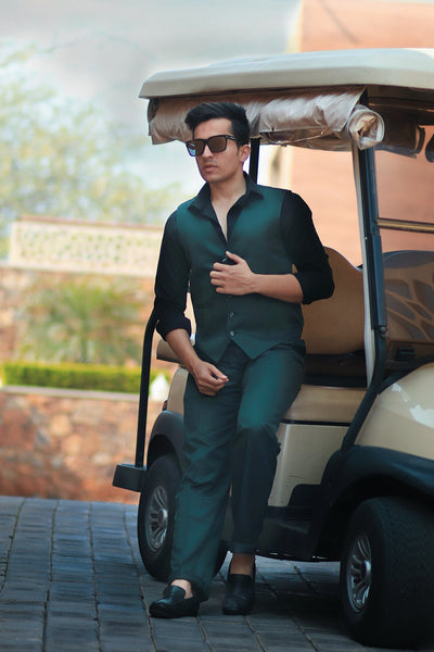 Polyester Cotton Green Vest and Pant Set