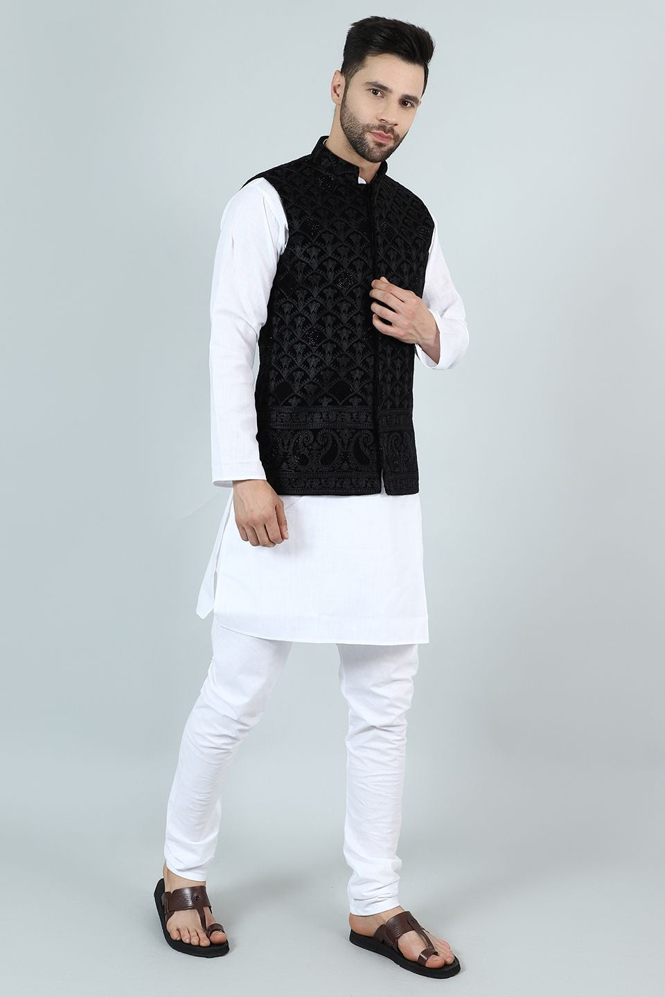 Wintage Men's Embroidered Velvet Black Modi Nehru Jacket : Black Buy Online